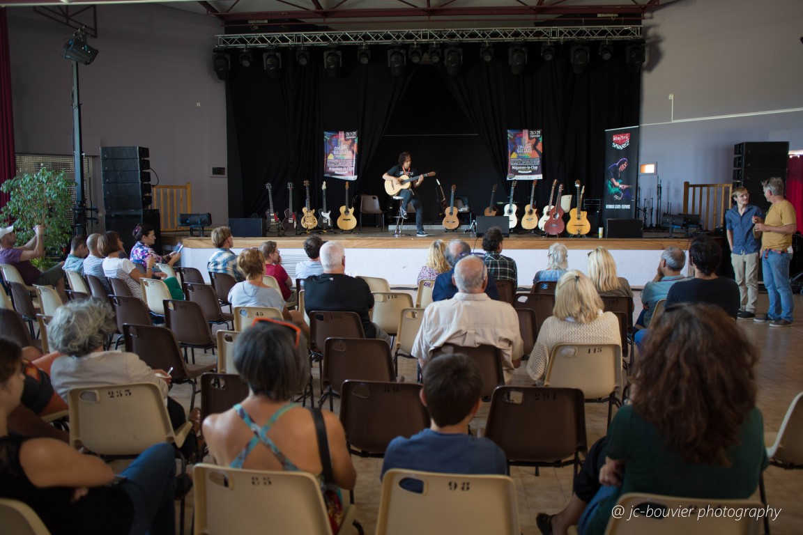 2019-09 couleurs guitare2