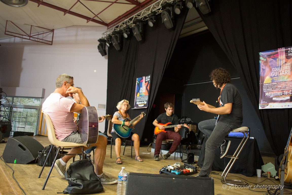 2019-09 couleurs guitare3